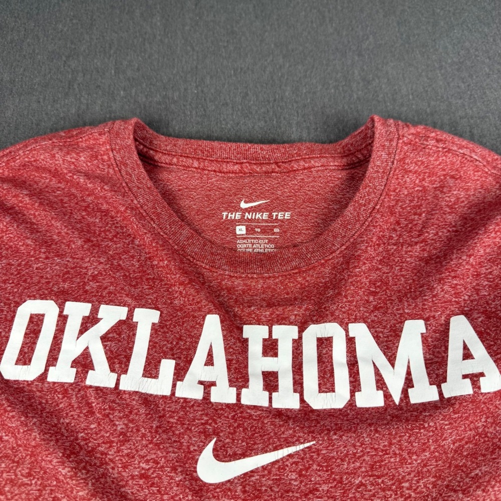 Nike Oklahoma Sooners Mens XL Long Sleeve Heather Red Athletic Cut T-Shirt